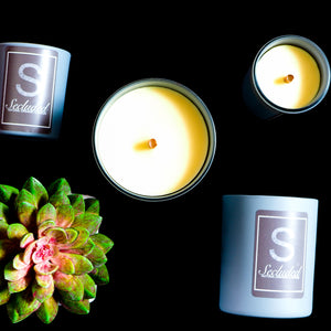 Freesia & Pear | Matte Grey | 100g Scented Candle